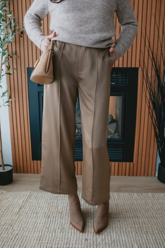 The Arizona Sky Pant - Taupe