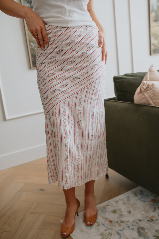 The Rosebud Maxi Skirt - Cream Floral