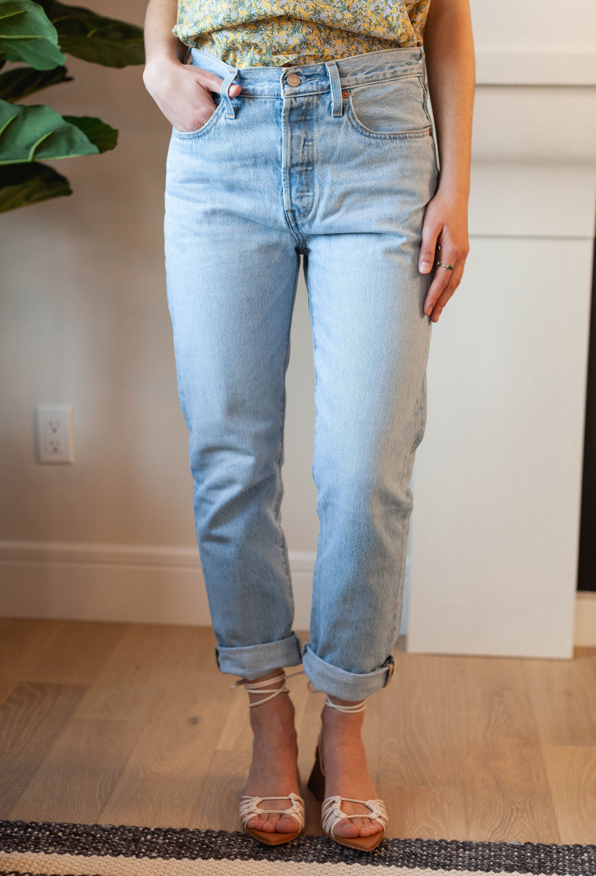 The 501 Original Cropped Jeans - Light Wash