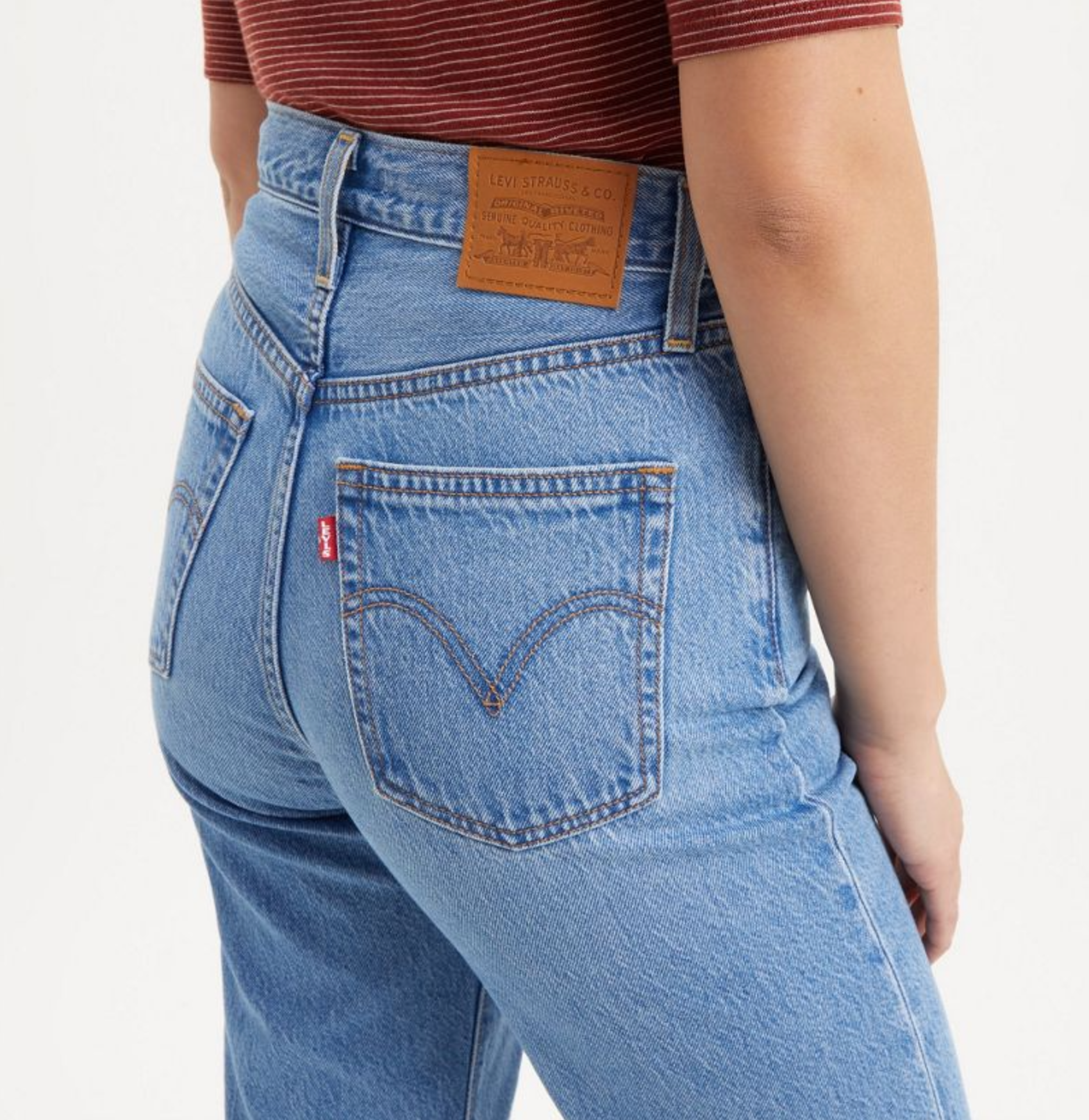 The Ribcage Straight Ankle Jeans by Levi's - In The Middle – THE SKINNY